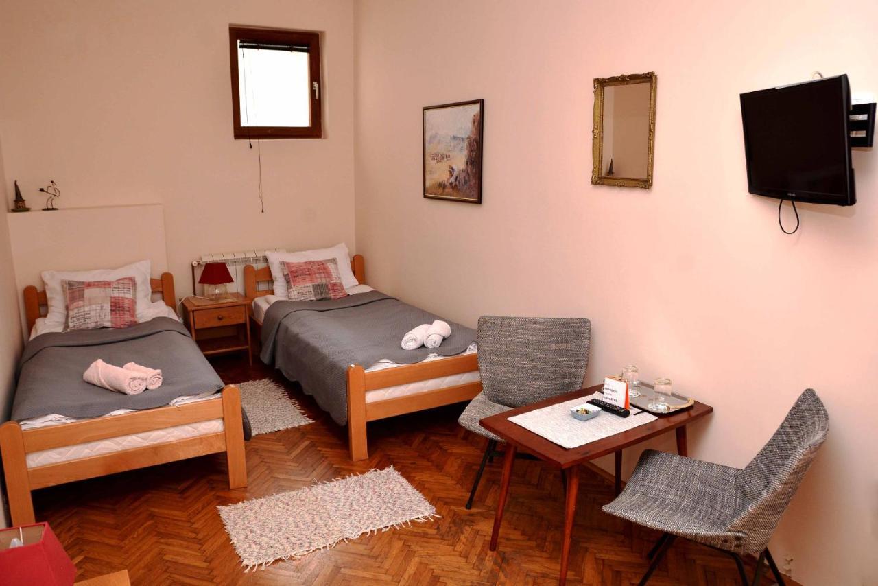 Sobe Gajic Sremski Karlovci Bagian luar foto