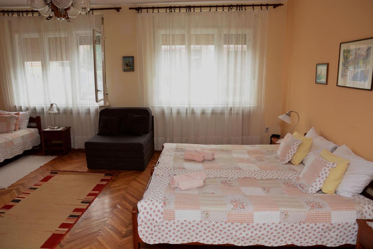 Sobe Gajic Sremski Karlovci Bagian luar foto